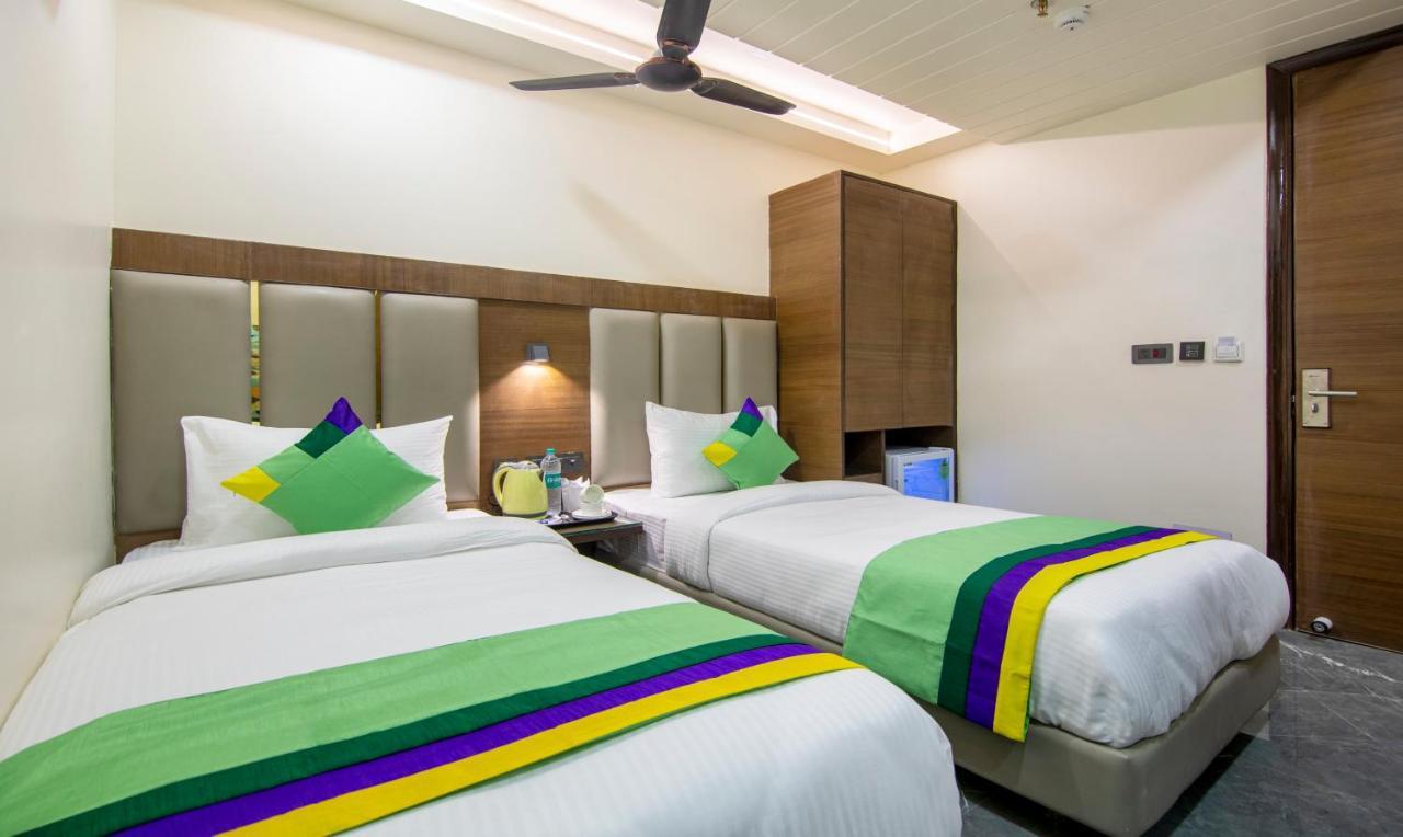 Treebo Royal Comfort New Delhi Exterior photo