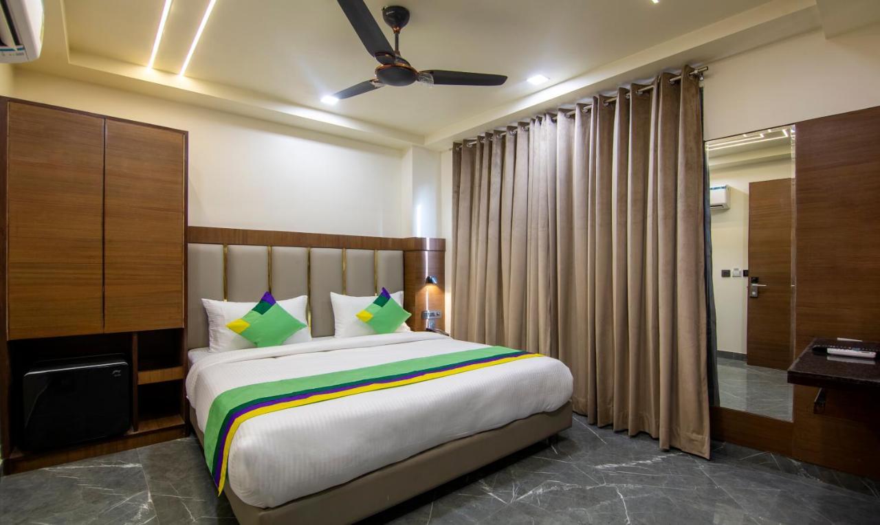 Treebo Royal Comfort New Delhi Exterior photo